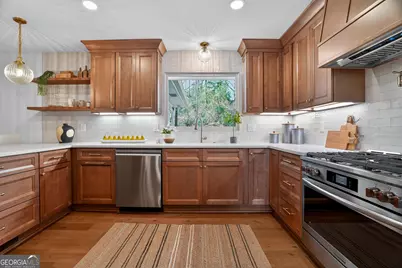 12080 Mountain Laurel Drive, Roswell, GA 30075 - Photo 6