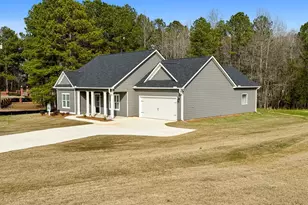 156 Charlie Fuller Rd, Grantville, GA 30220 - Photo 2