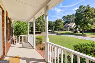 180 Brown's Crossing Dr, Fayetteville, GA 30215 - Photo 4