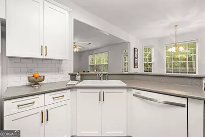 180 Browns Crossing Drive, Fayetteville, GA 30215 - Photo 22