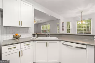 180 Brown's Crossing Dr, Fayetteville, GA 30215 - Photo 22