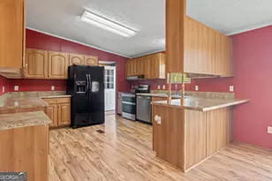 907 Sheppard Rd, Tennille, GA 31089 - Photo 14