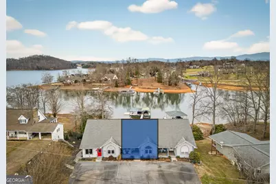 209 N Berrong Street, Hiawassee, GA 30546 - Photo 2