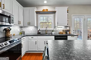 113 Creggan Hill Ct, Tyrone, GA 30290 - Photo 4