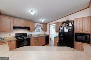 450 Lakeshore Dr, Jackson, GA 30233 - Photo 14