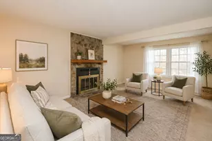 207 N View Pointe Dr, Lagrange, GA 30241 - Photo 2