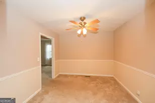 207 N View Pointe Dr, Lagrange, GA 30241 - Photo 14