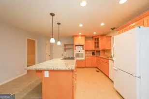 207 N View Pointe Dr, Lagrange, GA 30241 - Photo 14