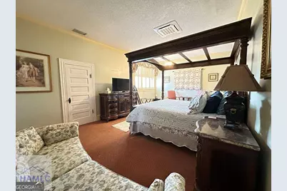 426 W Church Street, Swainsboro, GA 30401 - Photo 14