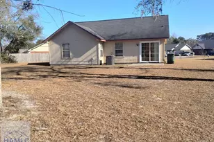 1242 Dhurahn Dr, Hinesville, GA 31313 - Photo 18