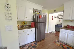 851 8th Ave, Eastman, GA 31023 - Photo 8