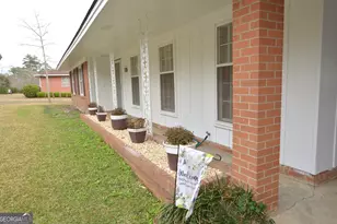 851 8th Ave, Eastman, GA 31023 - Photo 4