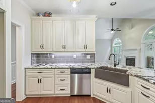 100 S Shore Dr, Newnan, GA 30263 - Photo 4