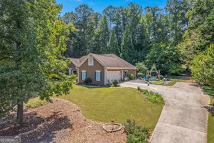 100 S Shore Dr, Newnan, GA 30263 - Photo 2