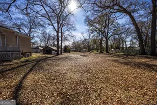 285 E Main St, Forsyth, GA 31029 - Photo 22