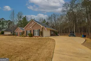 3056 Bentley Dr, Upatoi, GA 31829 - Photo 2