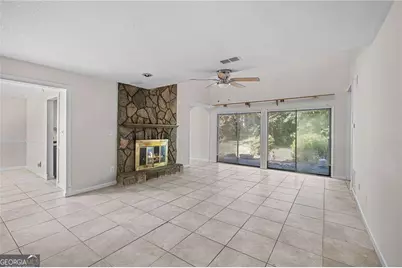 990 Chapman Lane, Stone Mountain, GA 30088 - Photo 10