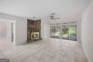 990 Chapman Ln, Stone Mountain, GA 30088 - Photo 10