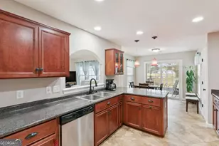 147 Country Walk Cir, Brunswick, GA 31525 - Photo 10