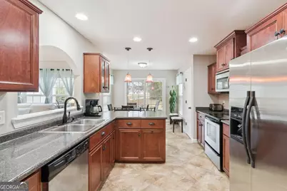 147 Country Walk Circle, Brunswick, GA 31525 - Photo 8