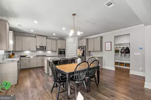 676 Genesee Pt, Newnan, GA 30263 - Photo 16