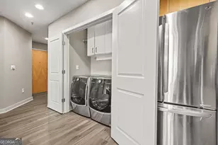 250 Pharr Rd NE, Atlanta, GA 30305 - Photo 6