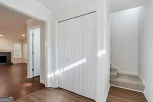 591 St James Walk SE, Marietta, GA 30067 - Photo 8