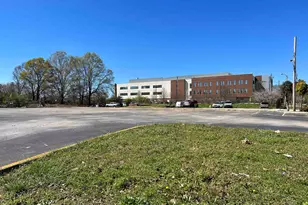 371 N Expy, Griffin, GA 30223 - Photo 1