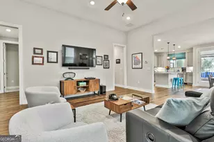 329 Cottonwood Cir, Peachtree City, GA 30269 - Photo 14