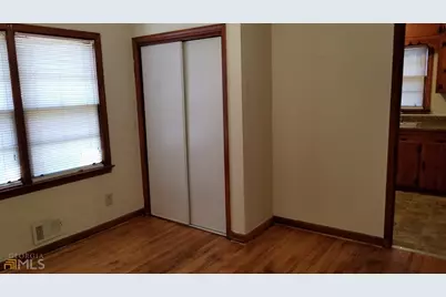 151 Russell Street, Winder, GA 30680 - Photo 4