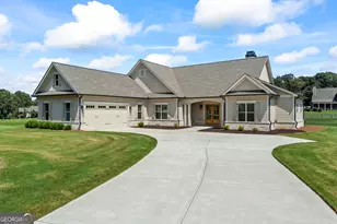 124 Rockford Farm Dr, Clarkesville, GA 30523 - Photo 1