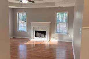 20 Golden Ct, Sharpsburg, GA 30277 - Photo 4