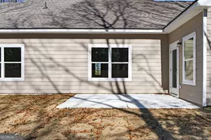 597 S Jeff Davis Dr, Fayetteville, GA 30215 - Photo 8