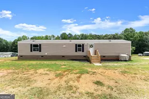 303 Blakely Chappelear Rd, Martin, GA 30557 - Photo 2