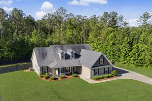 206 Cole Forest Blvd, Barnesville, GA 30204 - Photo 2
