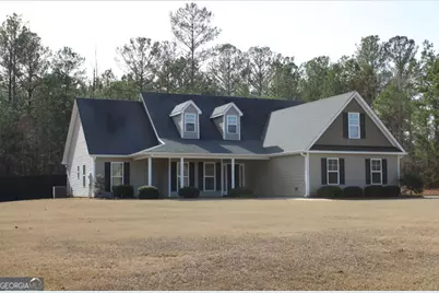 206 Cole Forest Boulevard, Barnesville, GA 30204 - Photo 2