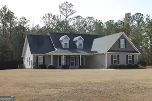 206 Cole Forest Blvd, Barnesville, GA 30204 - Photo 2