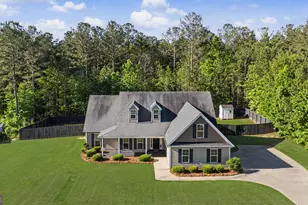 206 Cole Forest Blvd, Barnesville, GA 30204 - Photo 2