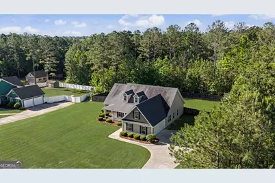 206 Cole Forest Boulevard, Barnesville, GA 30204 - Photo 4