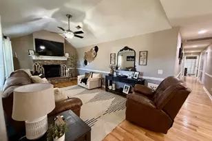 15 Taylor St, Summerville, GA 30747 - Photo 6