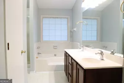 1991 Hollywood Drive, Lawrenceville, GA 30044 - Photo 8