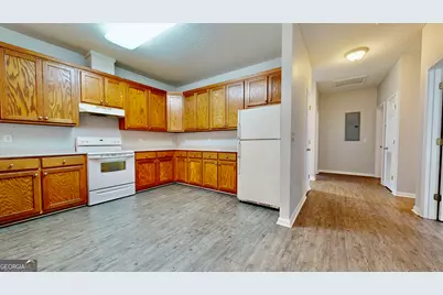 122 Grove Hill Avenue, Blackshear, GA 31516 - Photo 6