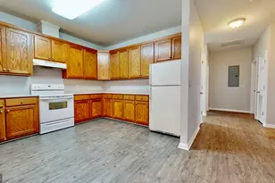 122 Grove Hill Ave, Blackshear, GA 31516 - Photo 6