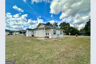 122 Grove Hill Avenue, Blackshear, GA 31516 - Photo 24
