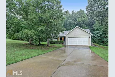 2804 James Henry Drive, Dacula, GA 30019 - Photo 2