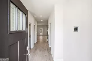 132 Post Oak Dr, Jackson, GA 30233 - Photo 2