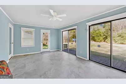 155 W Johnston Street, Forsyth, GA 31029 - Photo 12