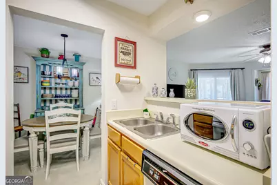 721 Ridgefield Drive, Peachtree City, GA 30269 - Photo 16
