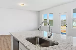 18 Umber Ln, Newnan, GA 30263 - Photo 8