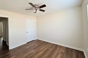 102 Lake Victoria Dr, Kingsland, GA 31548 - Photo 16